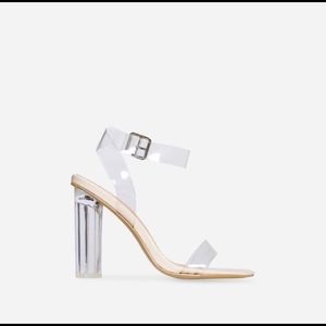 🔥🔥Ariana Strappy Sandal in clear Perspex